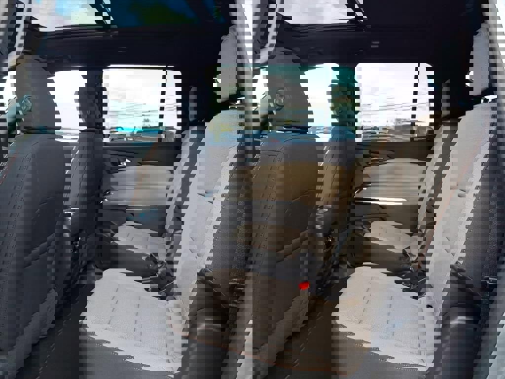 New 2026 Chevrolet Traverse LT w/ Sun and Wheel Package image 15