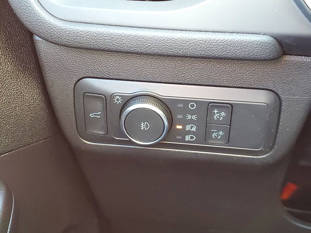 Certified 2022 Ford Escape SEL image 12