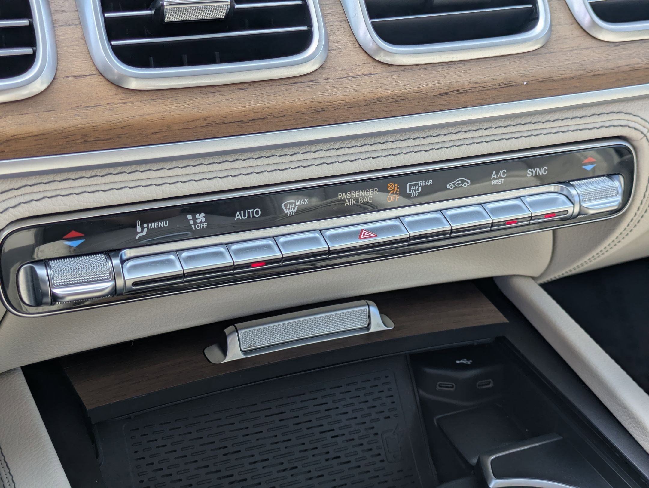 Certified 2024 Mercedes-Benz GLE 350 4MATIC image 25