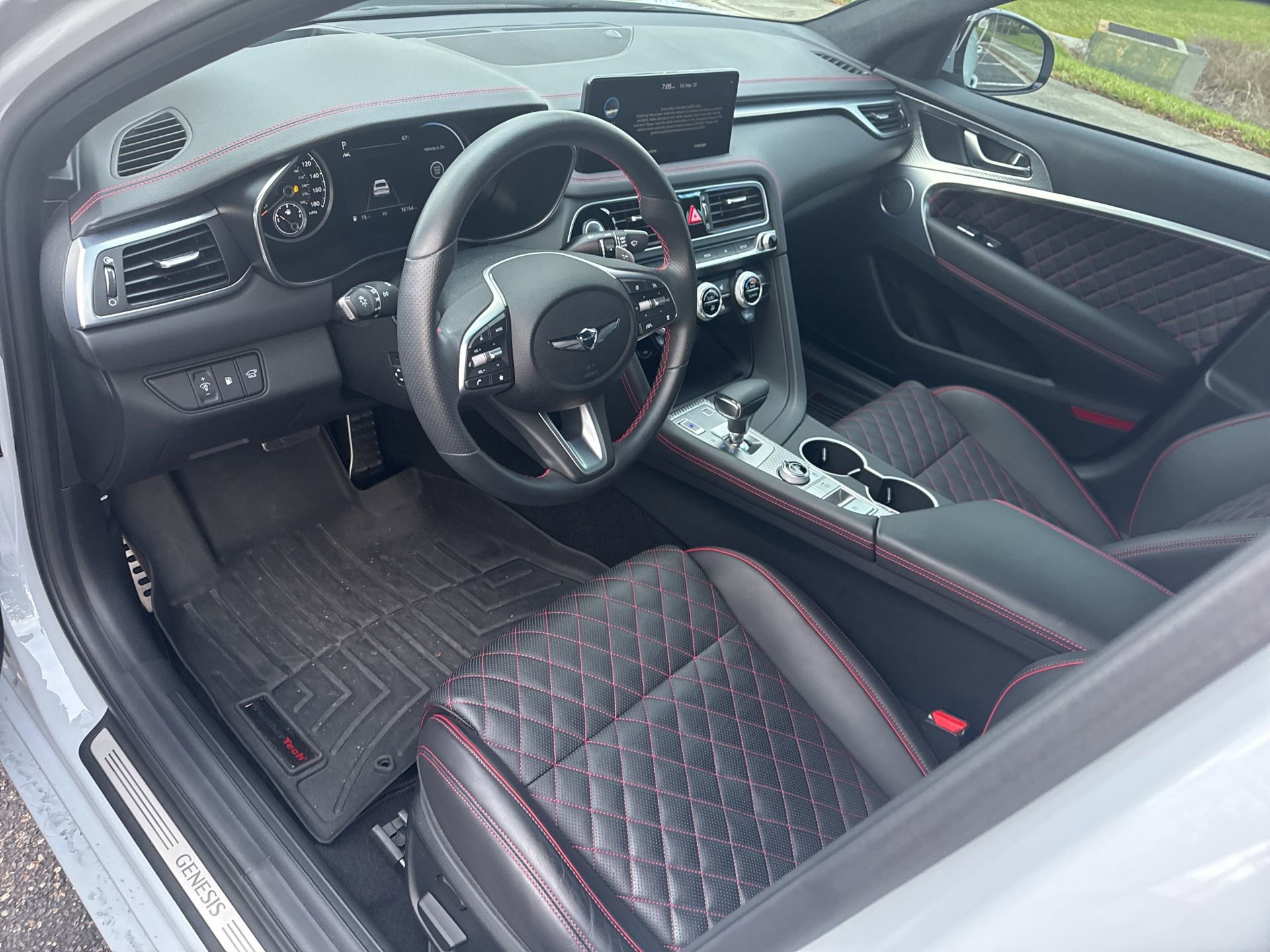 Used 2023 Genesis G70 3.3T w/ Sport Prestige Package image 11