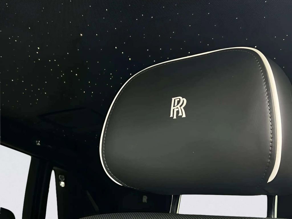 Used 2021 Rolls-Royce Phantom Sedan RWD image 8