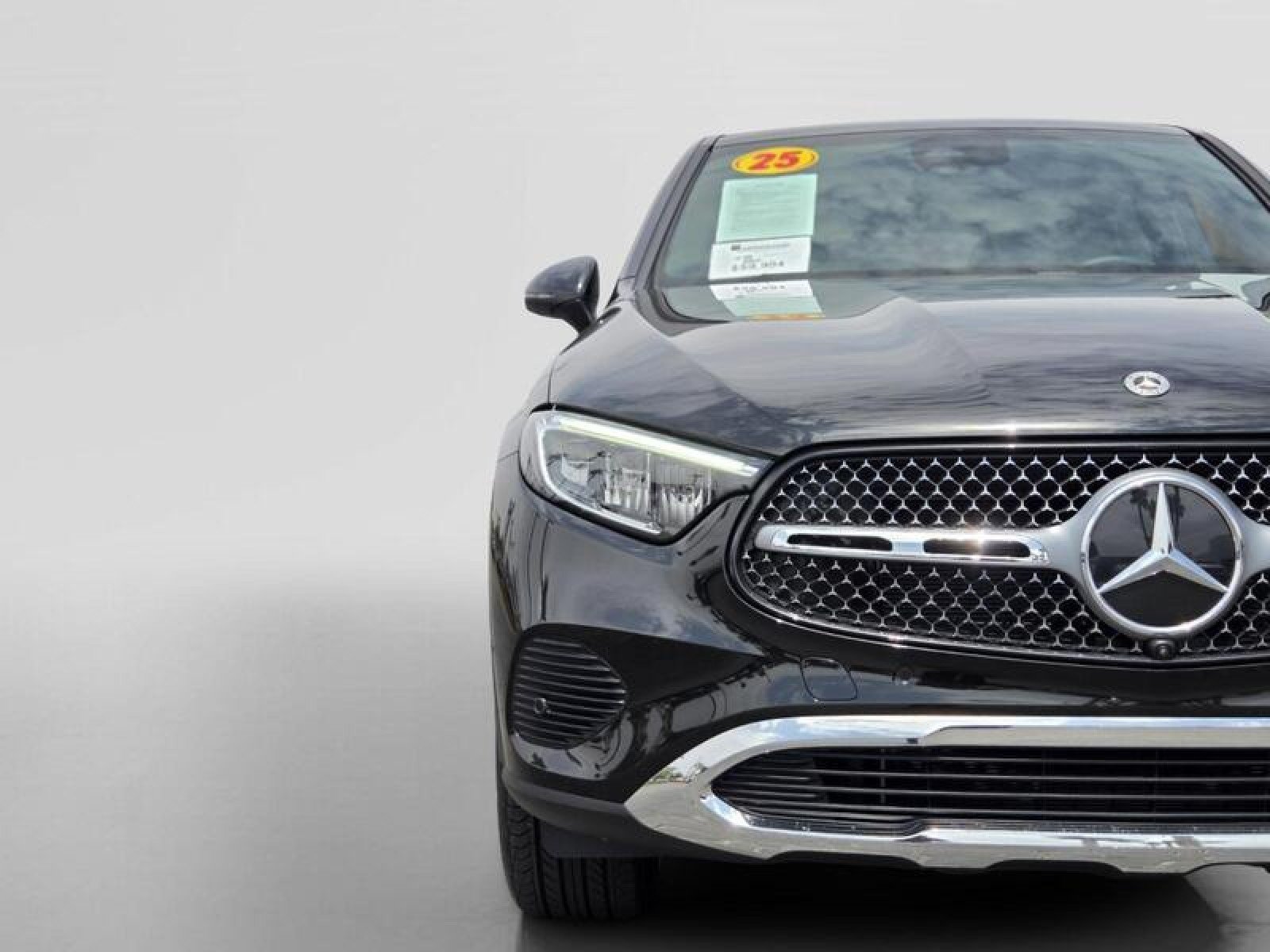 Certified 2025 Mercedes-Benz GLC 300 4MATIC image 10