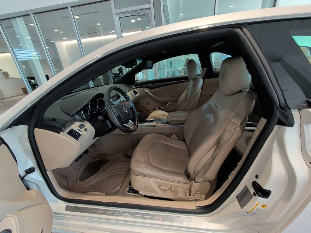 Used 2011 Cadillac CTS Performance w/ Luxury Level One Package RWD image 9