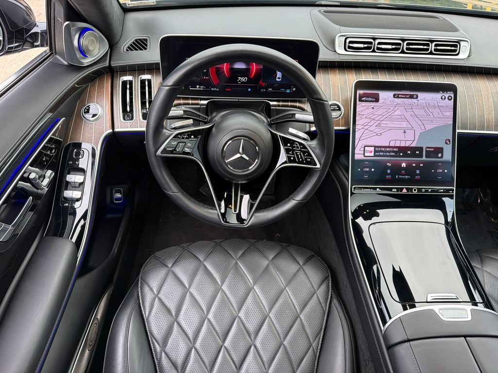 Used 2022 Mercedes-Benz S 580 4MATIC Sedan w/ Rear Seat Package image 23