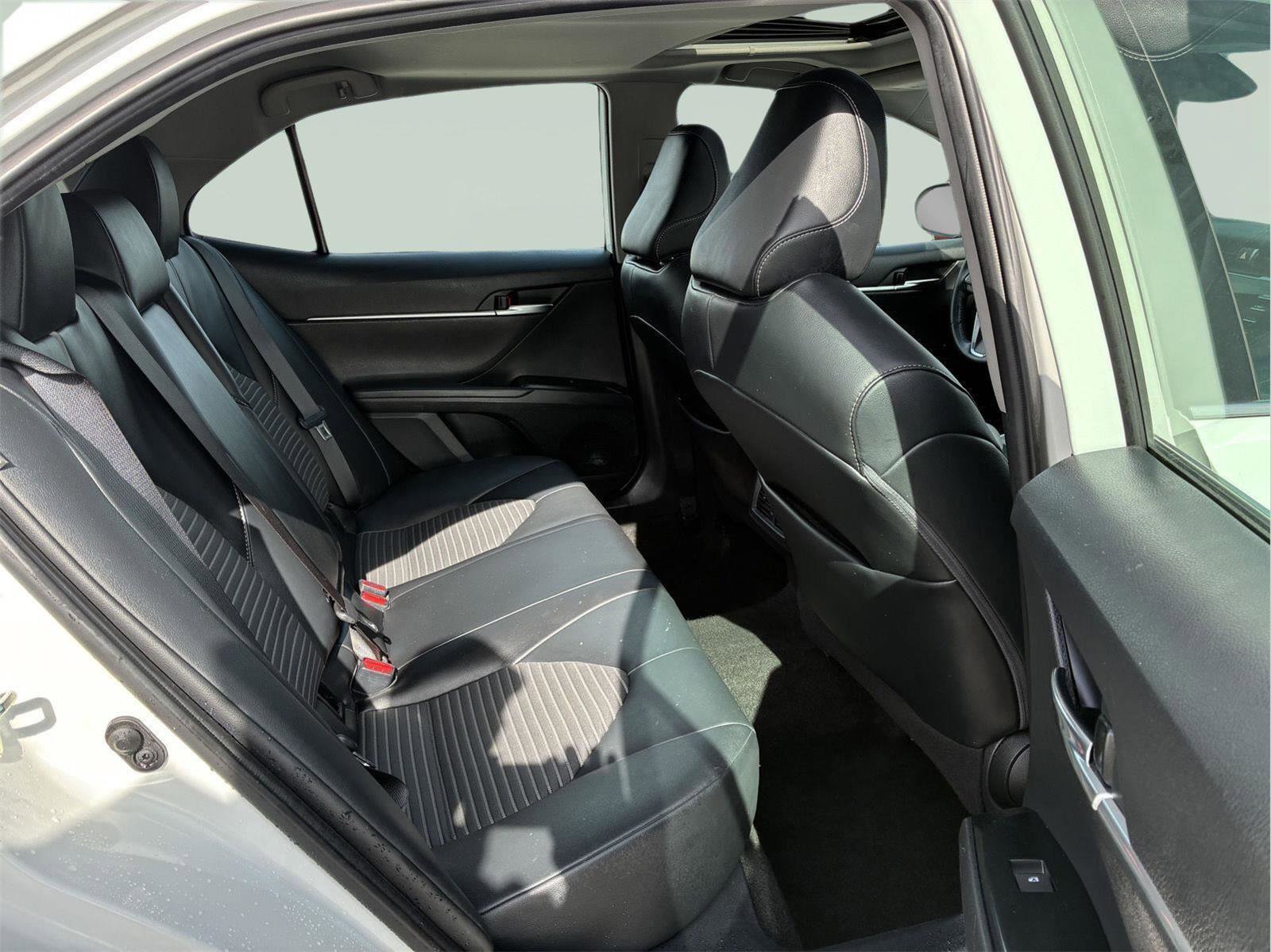 Used 2020 Toyota Camry SE w/ Audio Package FWD image 12