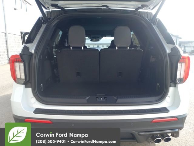 New 2026 Ford Explorer ST w/ Sun And Sound Package image 28