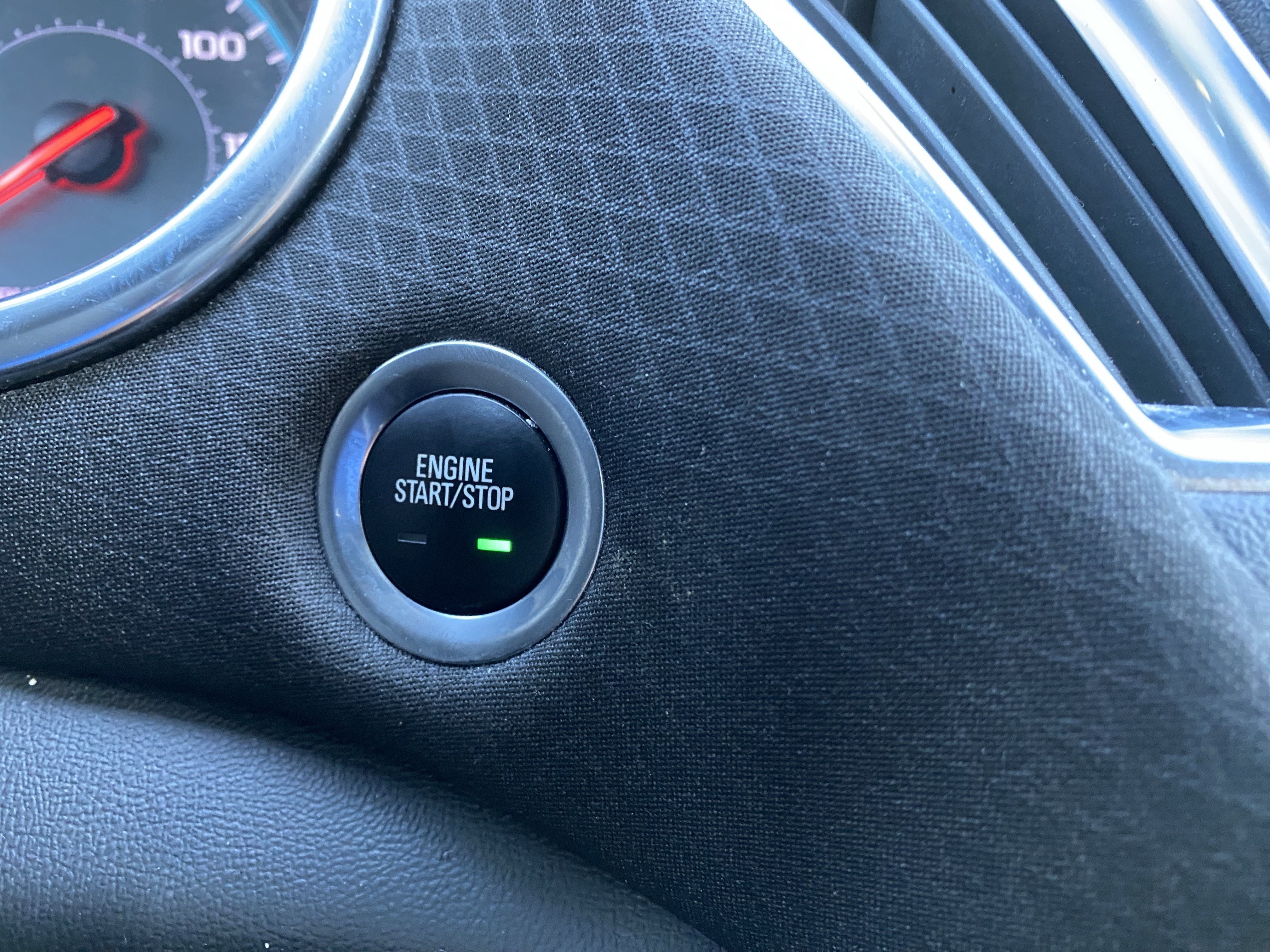 Used 2020 Chevrolet Malibu LT FWD image 24