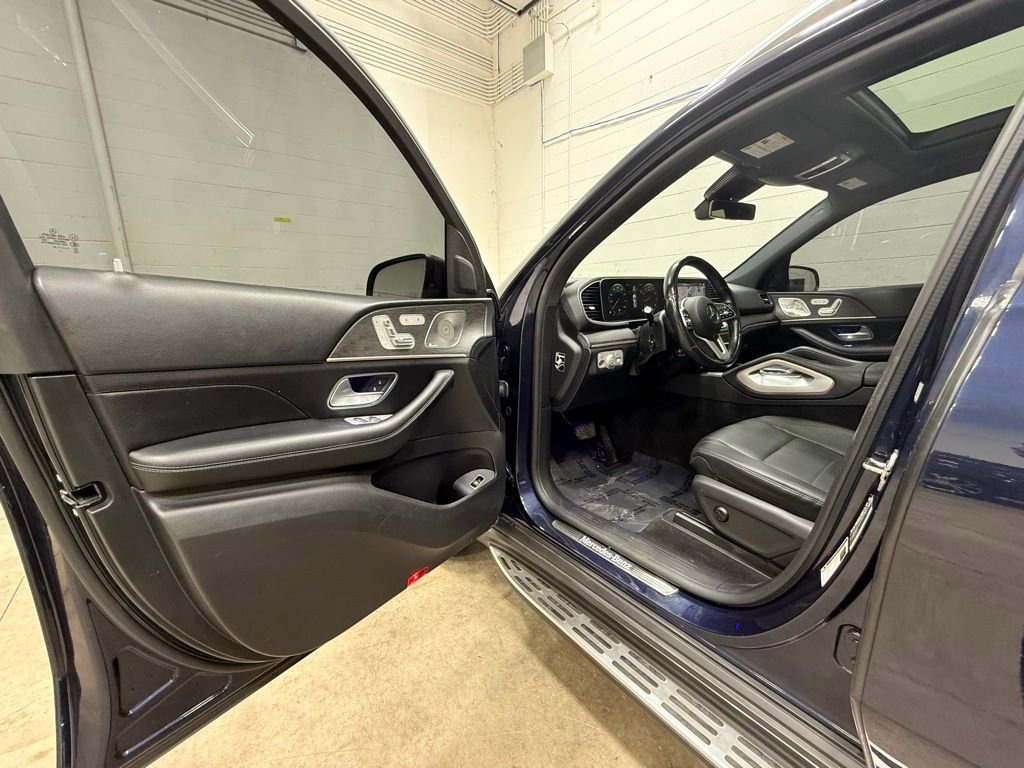 Used 2022 Mercedes-Benz GLE 350 4MATIC w/ Premium Package image 29