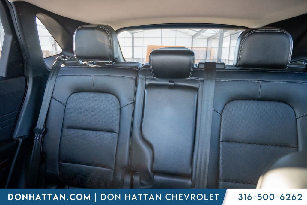 Used 2021 Ford Escape Titanium image 19