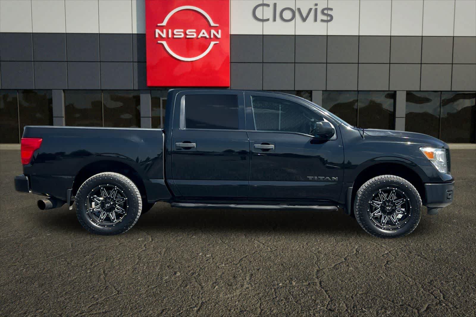 Used 2018 Nissan Titan S w/ S Utility Package AWD/4WD image 9
