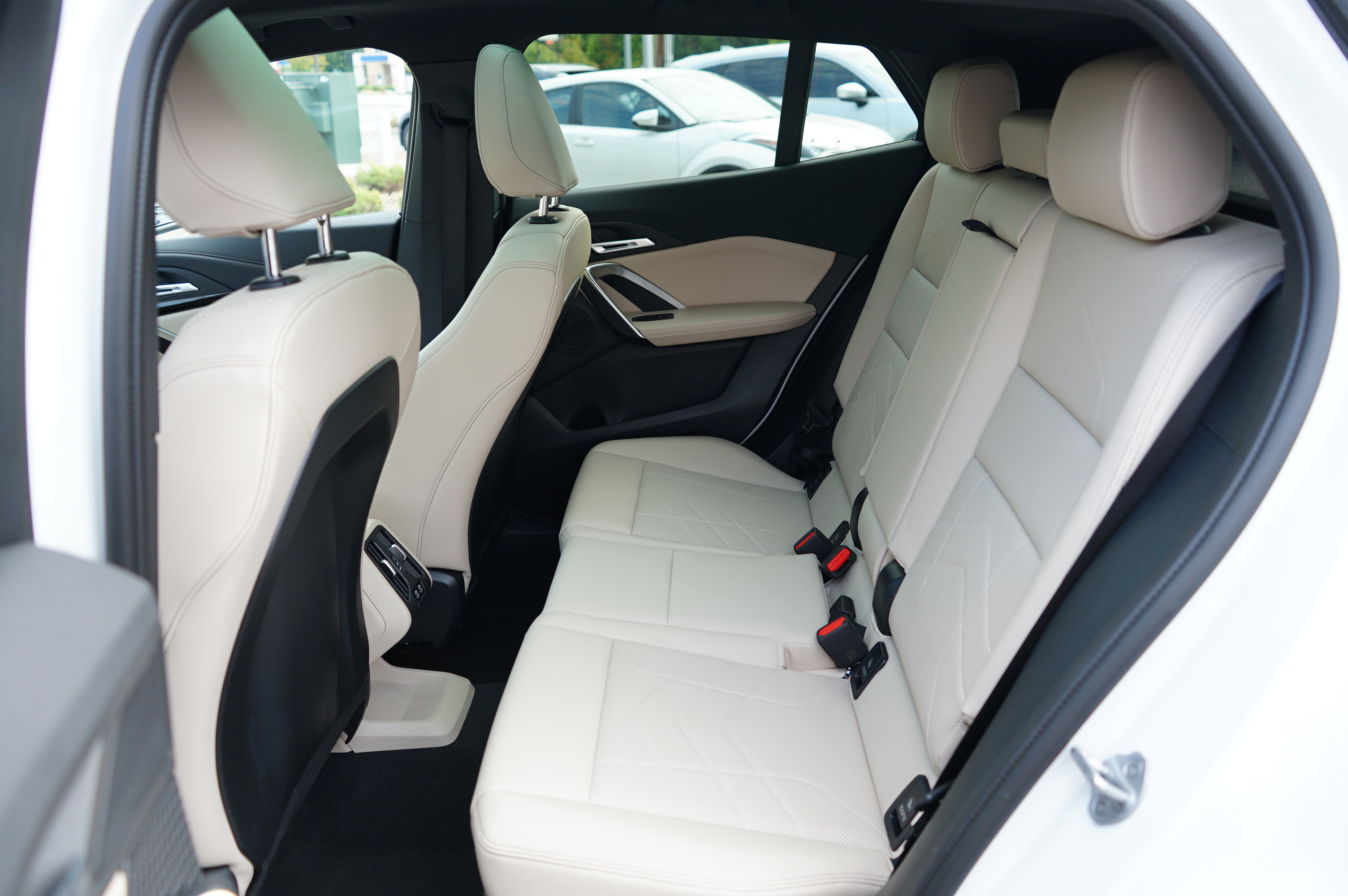 Used 2025 BMW X2 xDrive28i w/ Convenience Package image 20