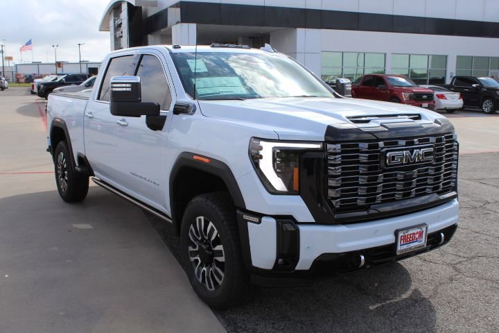 New 2026 GMC Sierra 2500 Denali Ultimate AWD/4WD image 7