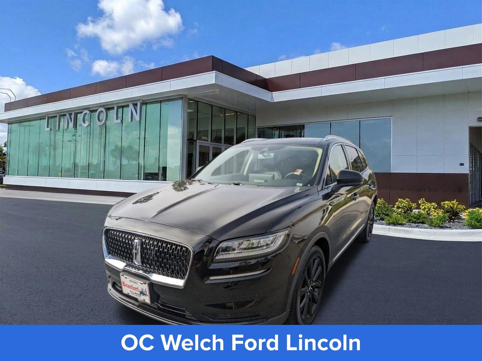 Certified 2023 Lincoln Nautilus Reserve w/ Monochromatic Package image 9