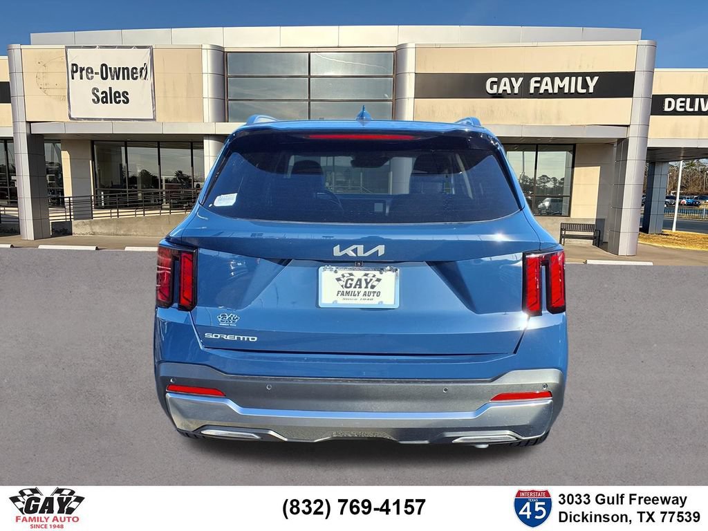 Certified 2026 Kia Sorento EX w/ EX Premium Package FWD image 19