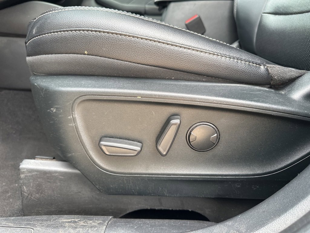 Used 2022 Ford Escape SEL image 23