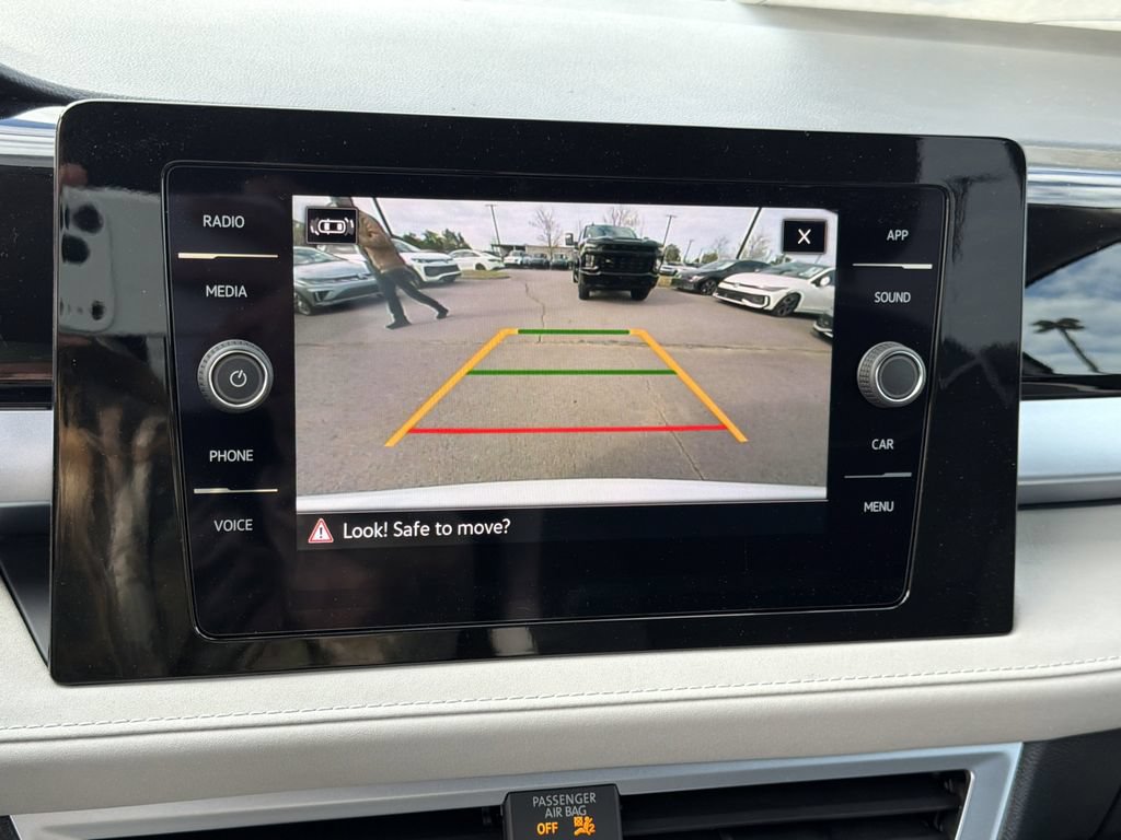 New 2026 Volkswagen Taos SE FWD image 29