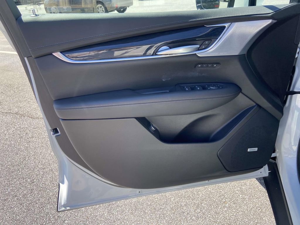 Certified 2023 Cadillac XT5 Premium Luxury FWD image 15
