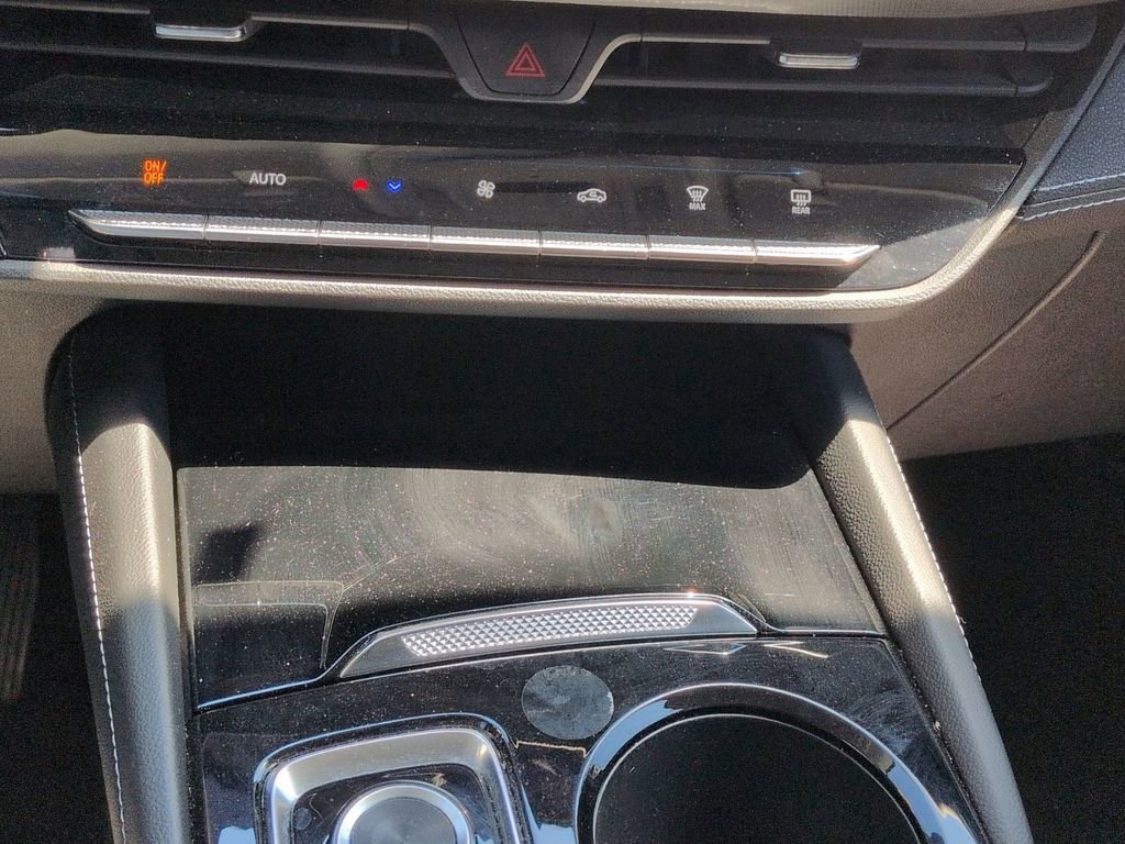 Used 2024 Buick Envision Preferred AWD/4WD image 30