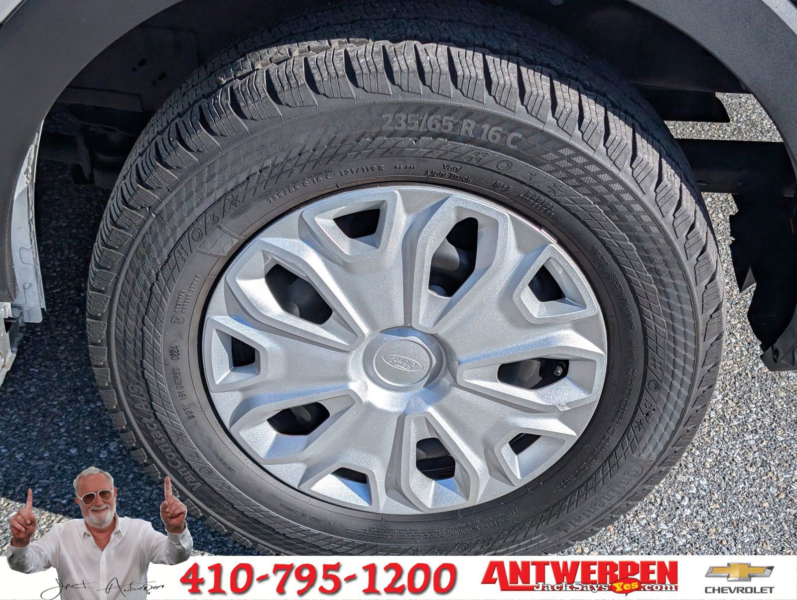 Used 2024 Ford Transit 250 Low Roof w/ Exterior Upgrade Package image 10