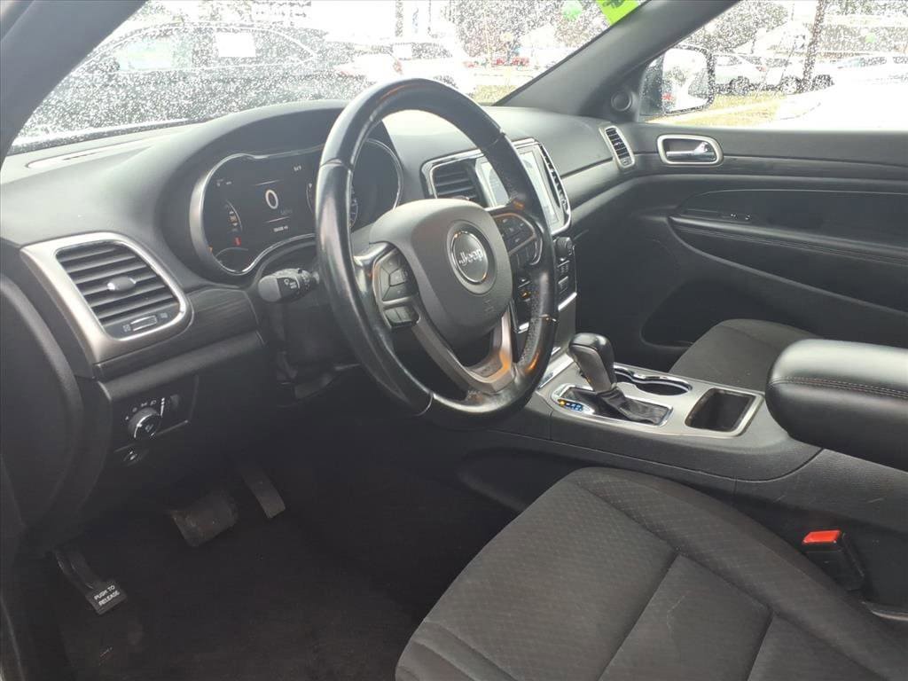 Used 2022 Jeep Grand Cherokee Laredo E AWD/4WD image 16