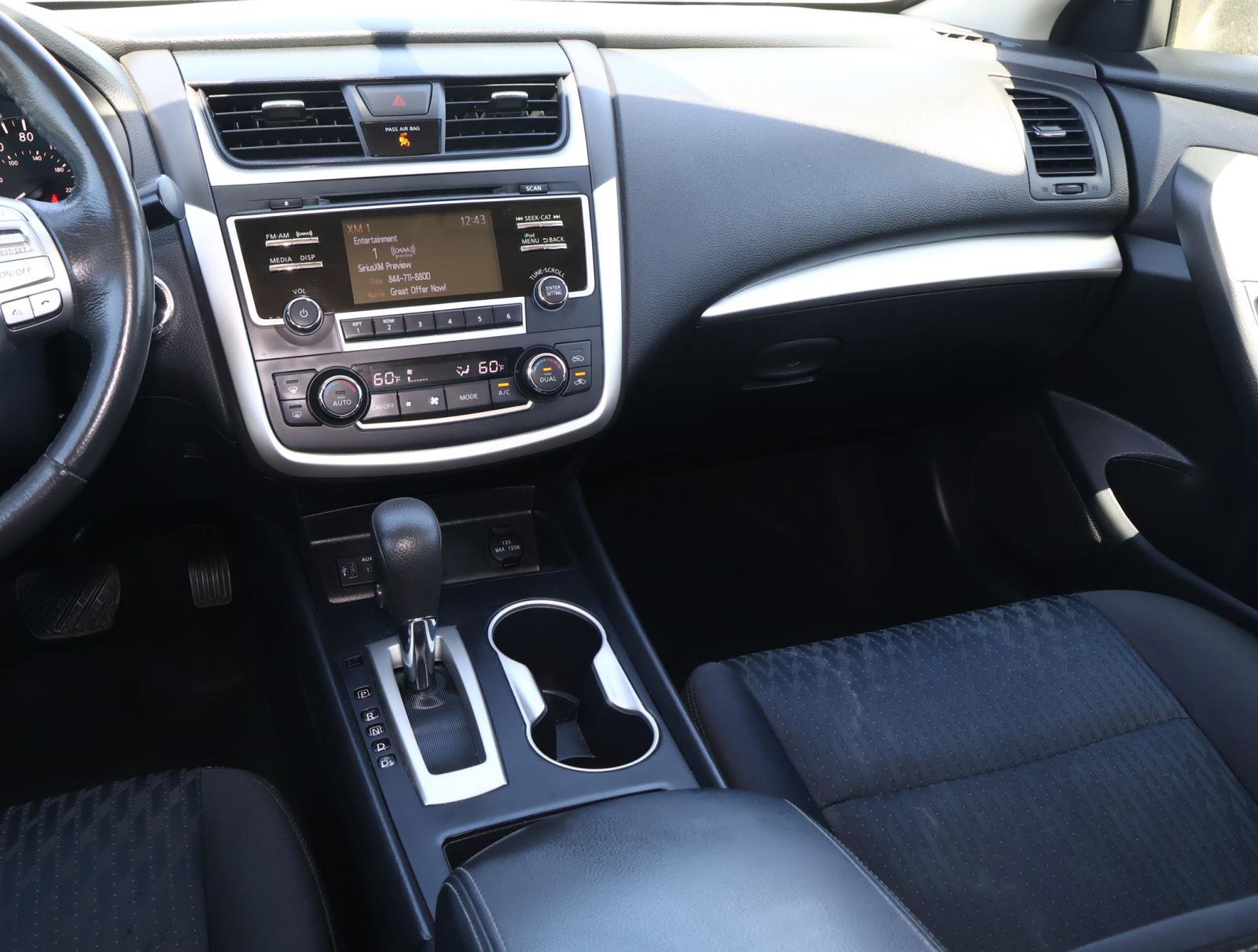 Used 2017 Nissan Altima 2.5 SV image 10