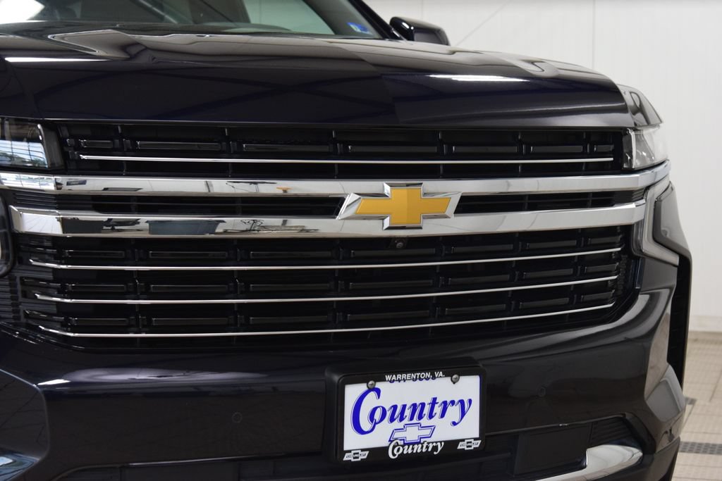 Used 2023 Chevrolet Tahoe LT w/ Luxury Package AWD/4WD image 11