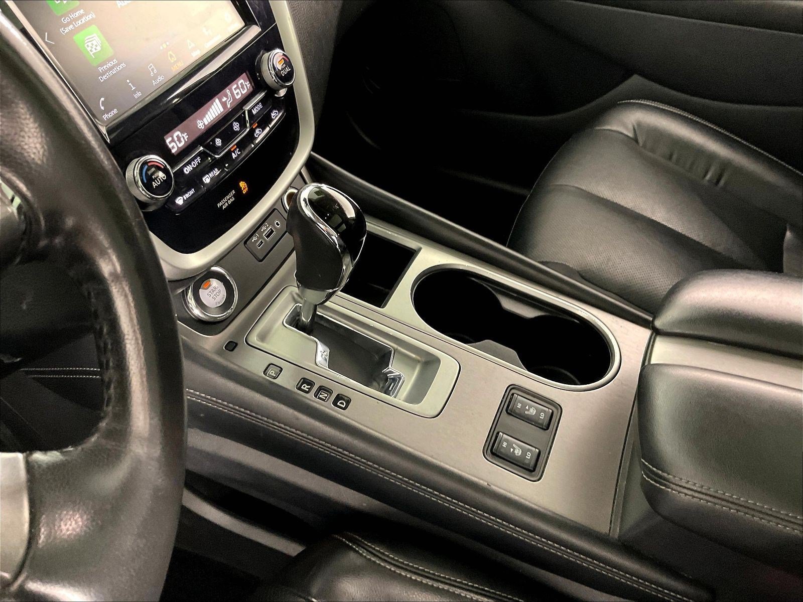Used 2020 Nissan Murano SL w/ Moonroof Package AWD/4WD image 18