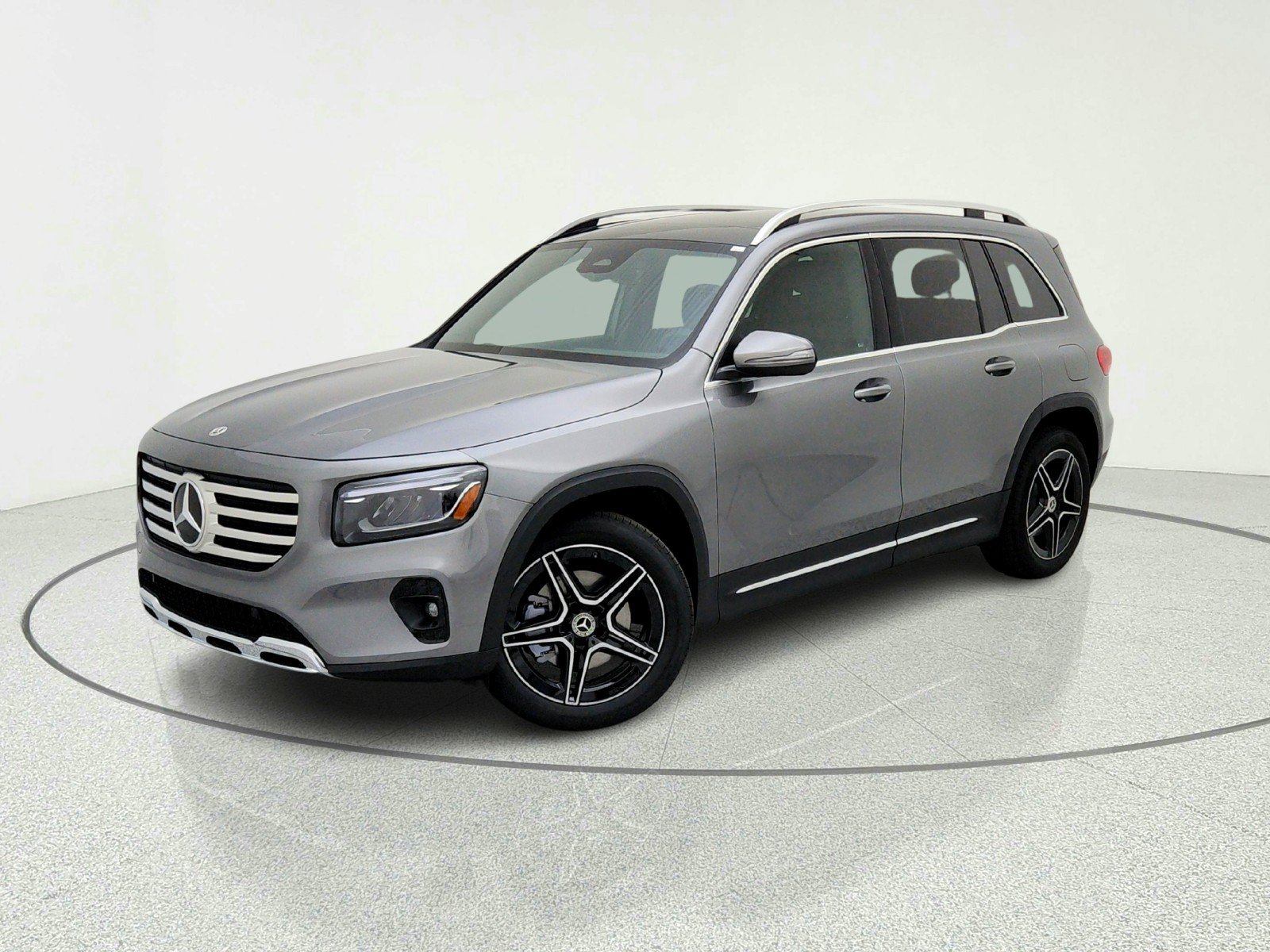 New 2026 Mercedes-Benz GLB 250 image 1