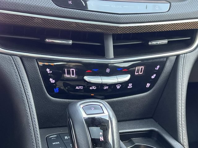 Used 2020 Cadillac CT6 Premium Luxury AWD/4WD image 24
