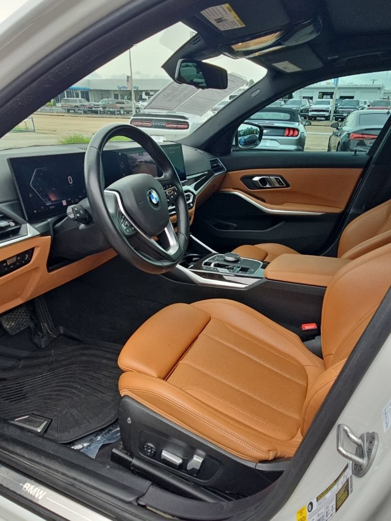 Used 2023 BMW 330i Sedan w/ Driving Assistance Package RWD image 12