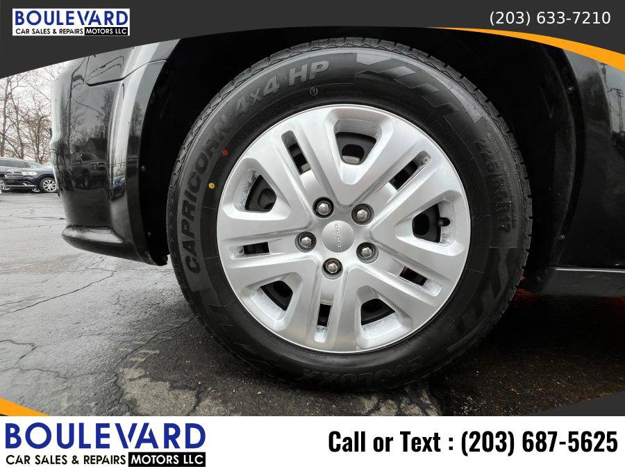 Used 2017 Dodge Grand Caravan SE w/ Power Window Group image 23