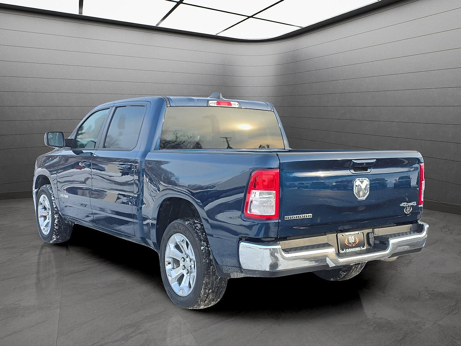 Used 2022 RAM 1500 Big Horn AWD/4WD image 3