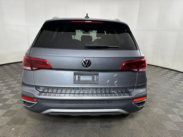 Used 2023 Volkswagen Taos SE image 4