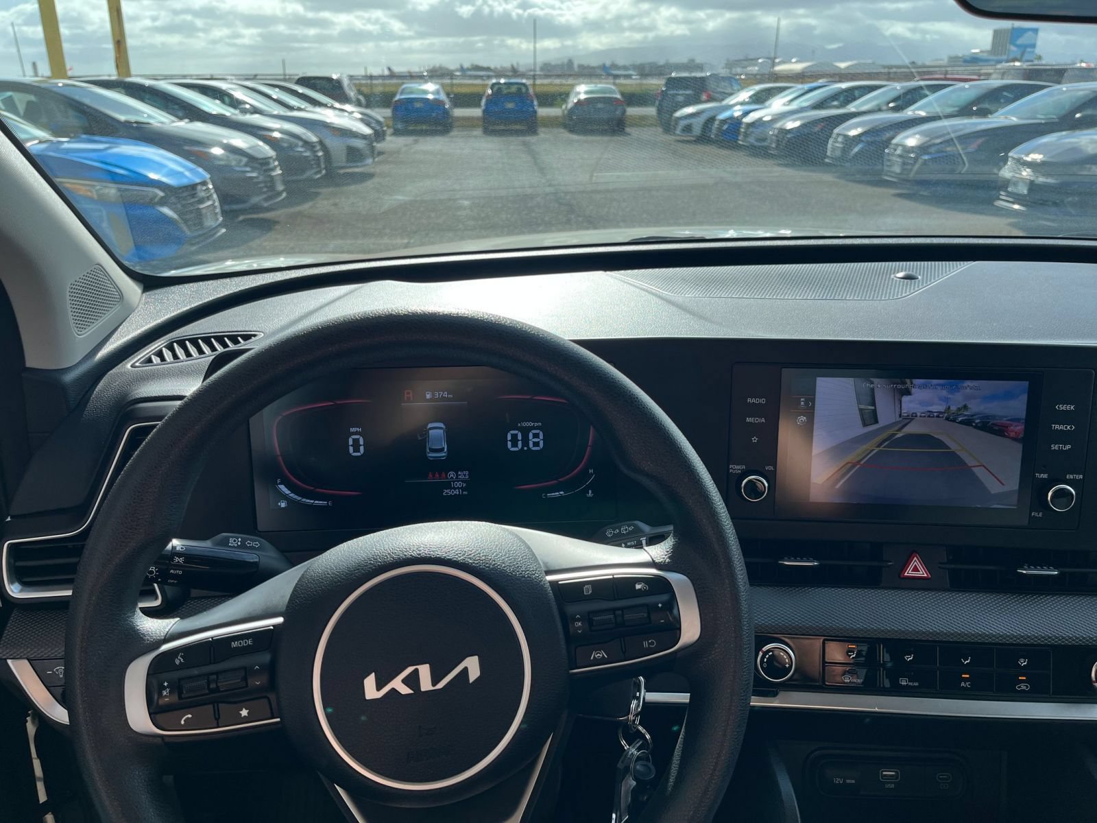 Used 2025 Kia Sportage LX FWD image 32