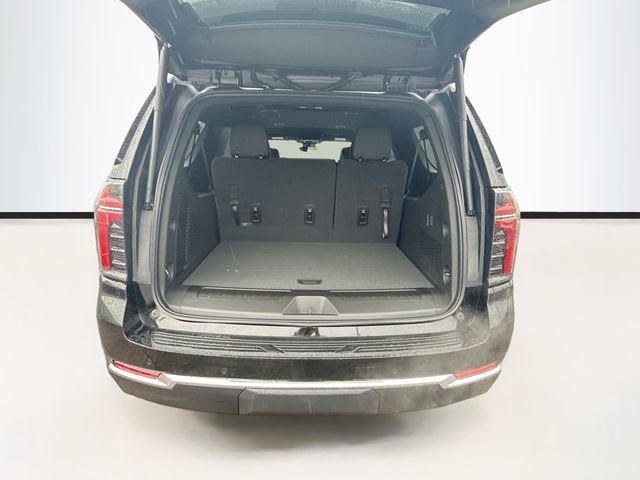 New 2026 Chevrolet Suburban LT image 28