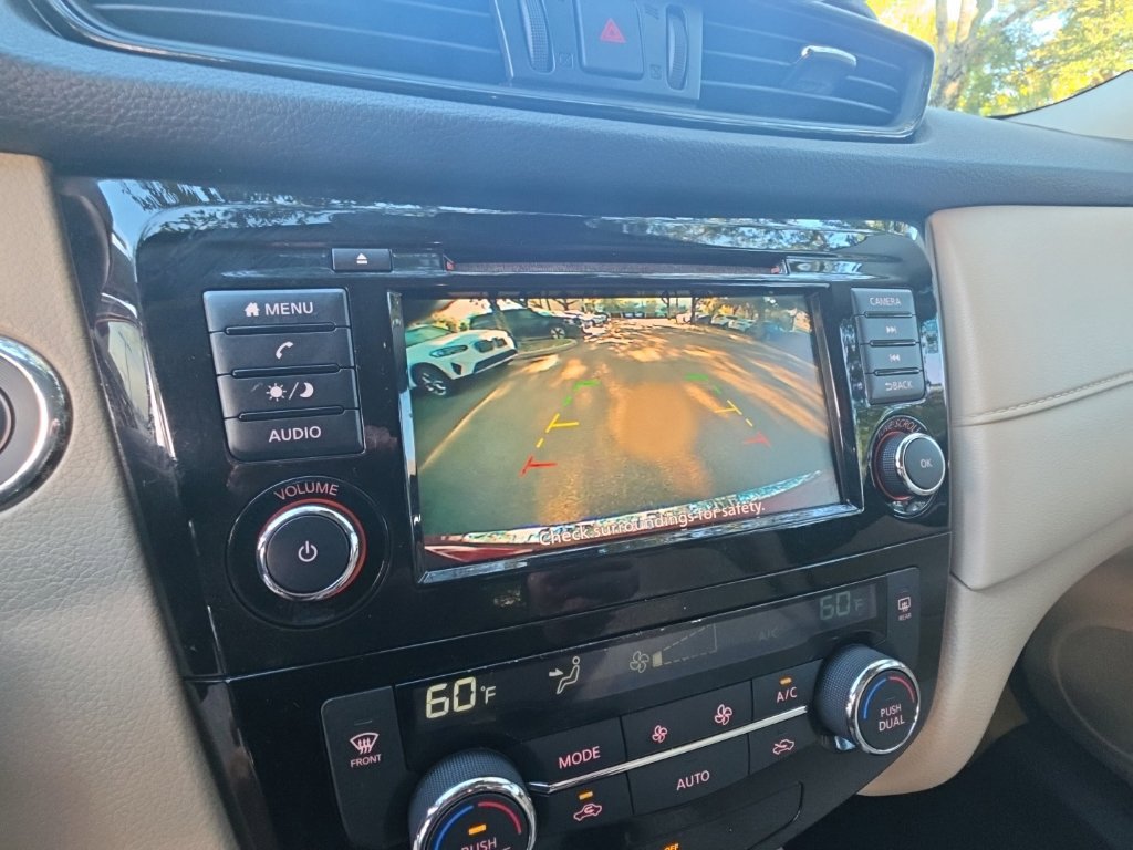 Used 2019 Nissan Rogue SV FWD image 23
