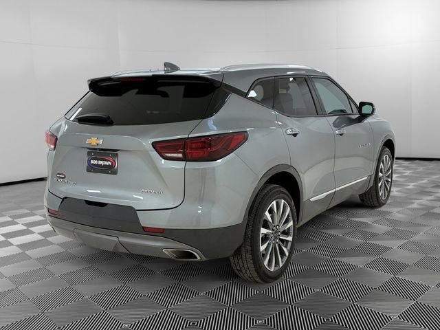 Used 2023 Chevrolet Blazer Premier image 3