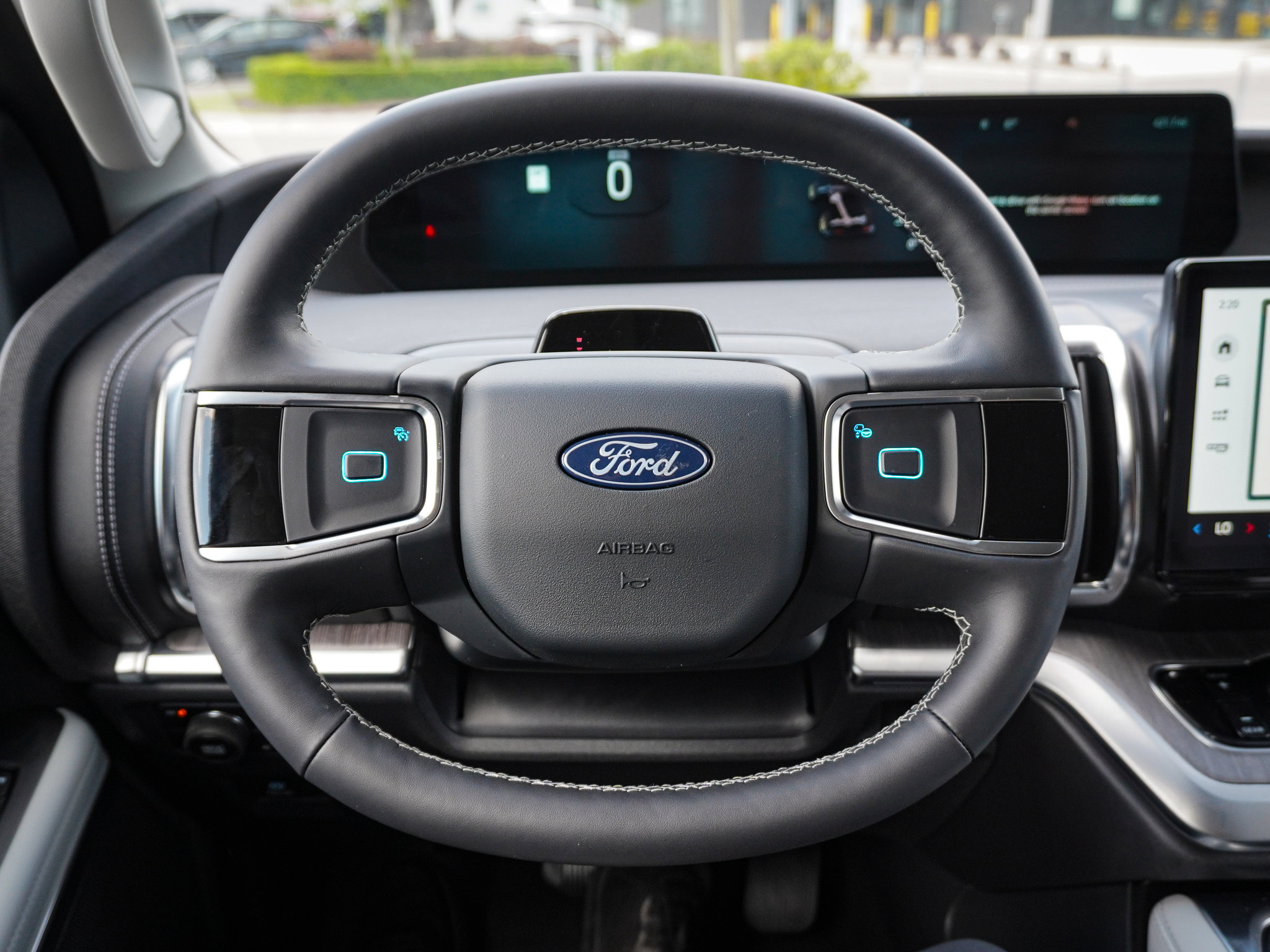 Used 2026 Ford Expedition Max Platinum w/ Platinum Ultimate Package AWD/4WD image 18