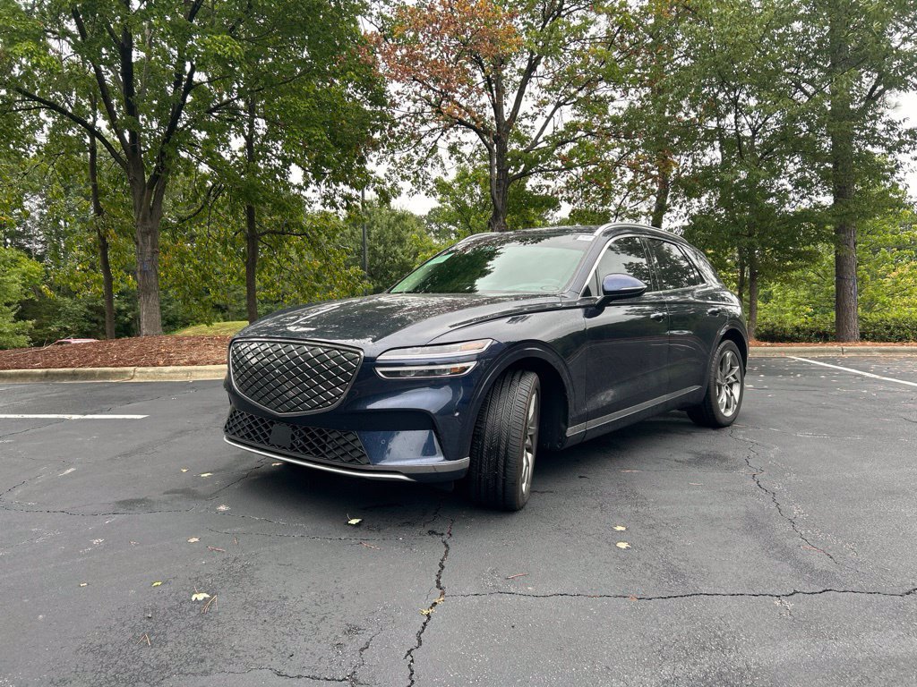Certified 2025 Genesis Electrified GV70 w/ Prestige Package AWD/4WD image 2