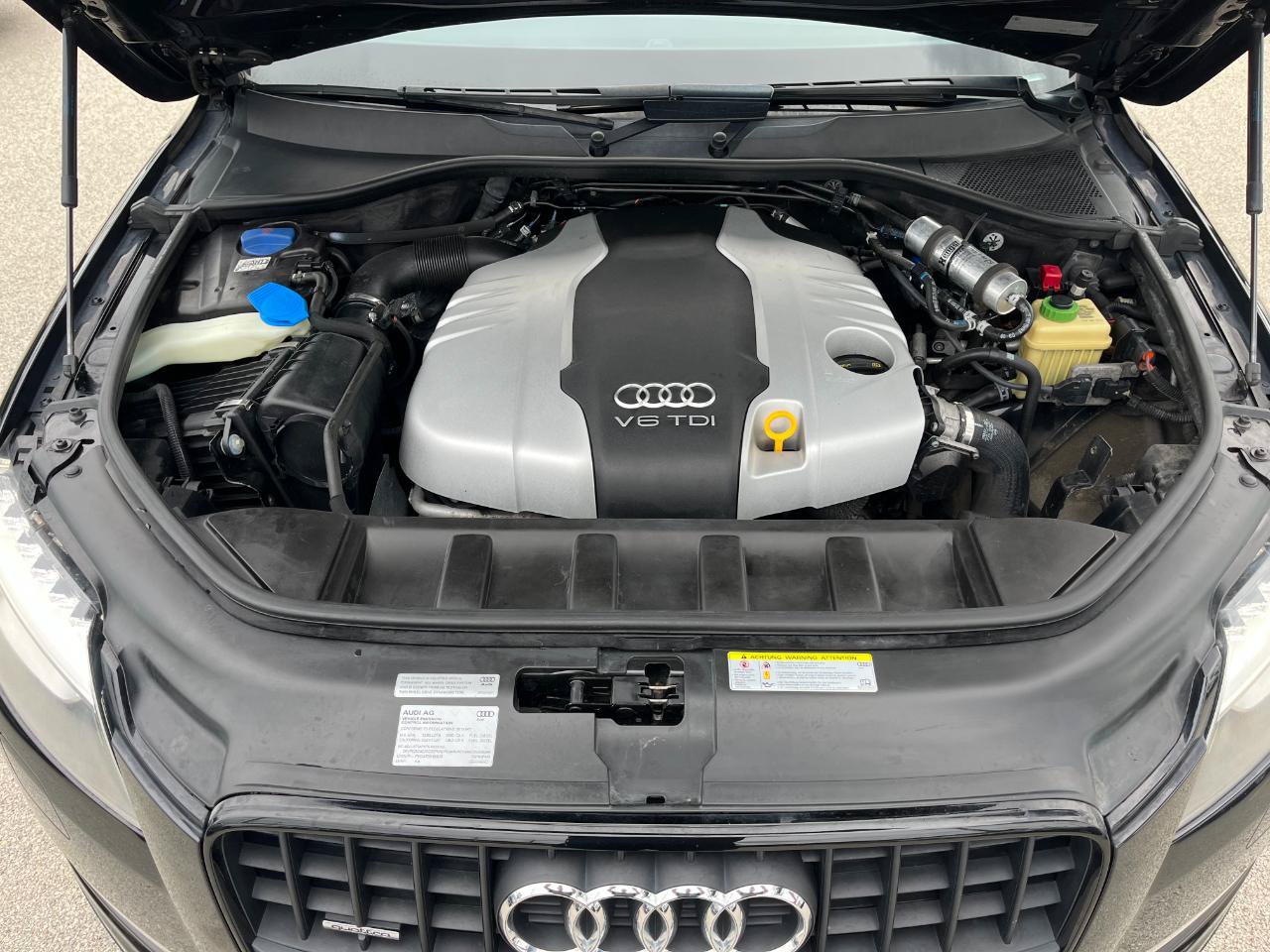 Used 2015 Audi Q7 TDI Premium Plus w/ Premium Plus Package AWD/4WD image 51