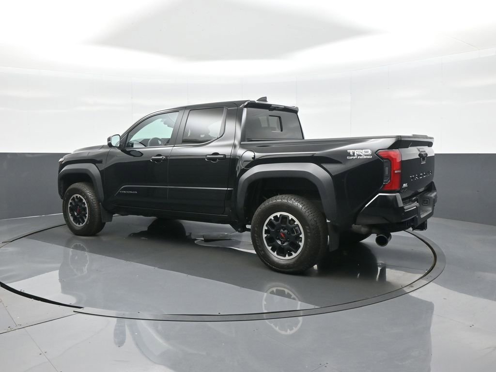 Certified 2024 Toyota Tacoma TRD Off-Road w/ TRD Off Road Premium Package AWD/4WD image 5