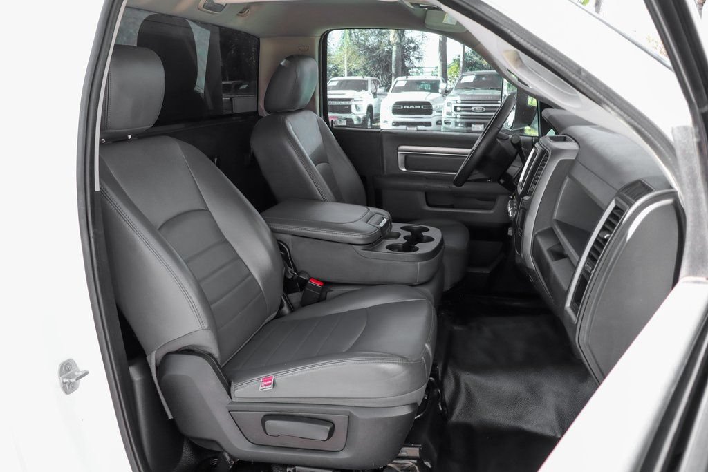 Used 2015 RAM 3500 Tradesman w/ Power & Remote Entry Group RWD image 30