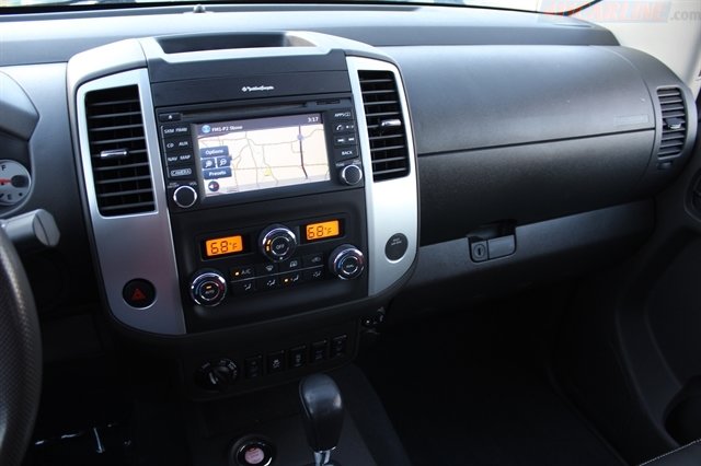 Used 2020 Nissan Frontier PRO-4X w/ Pro-4x Utility Package image 11