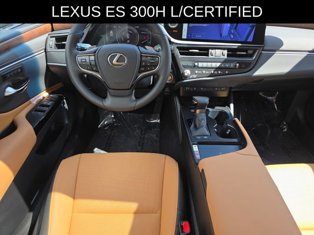 Used 2025 Lexus ES 300h w/ Premium Package FWD image 20