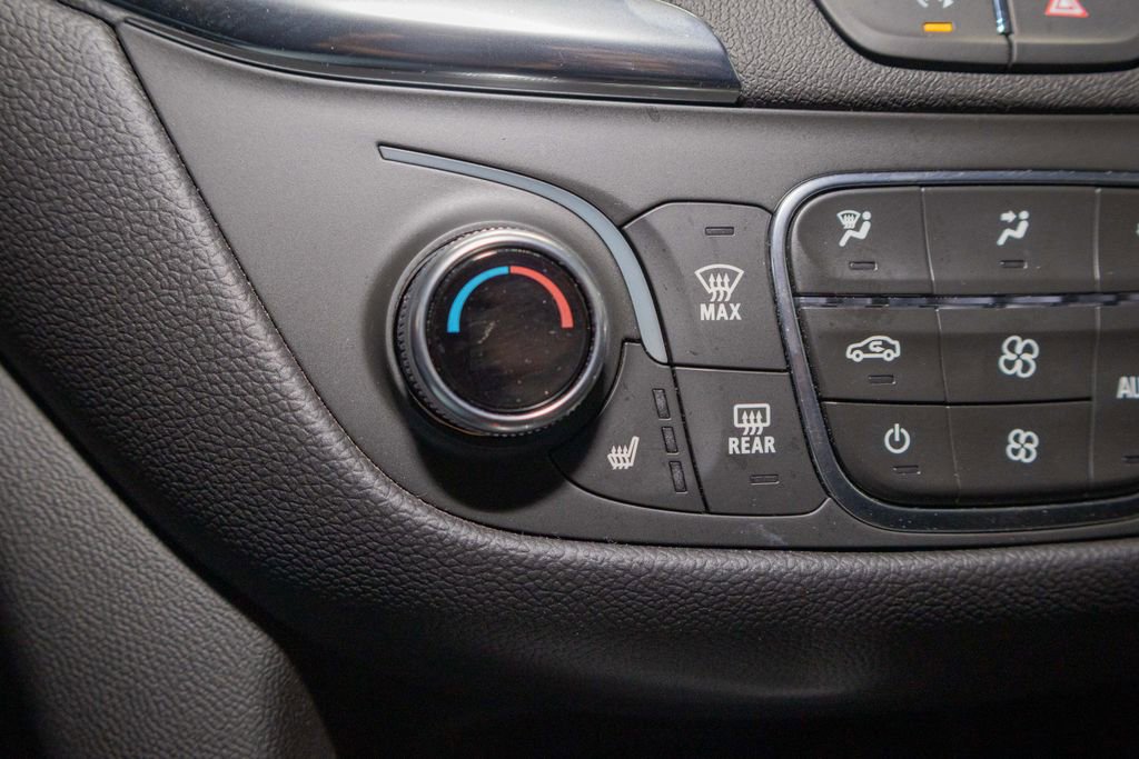 Used 2024 Chevrolet Equinox LT image 20