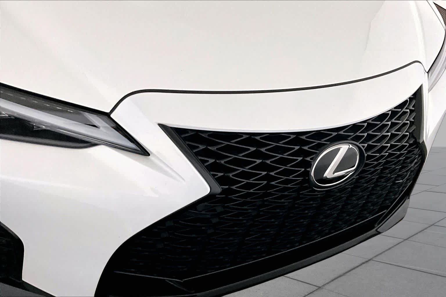 Used 2025 Lexus IS 350 F Sport AWD/4WD image 29