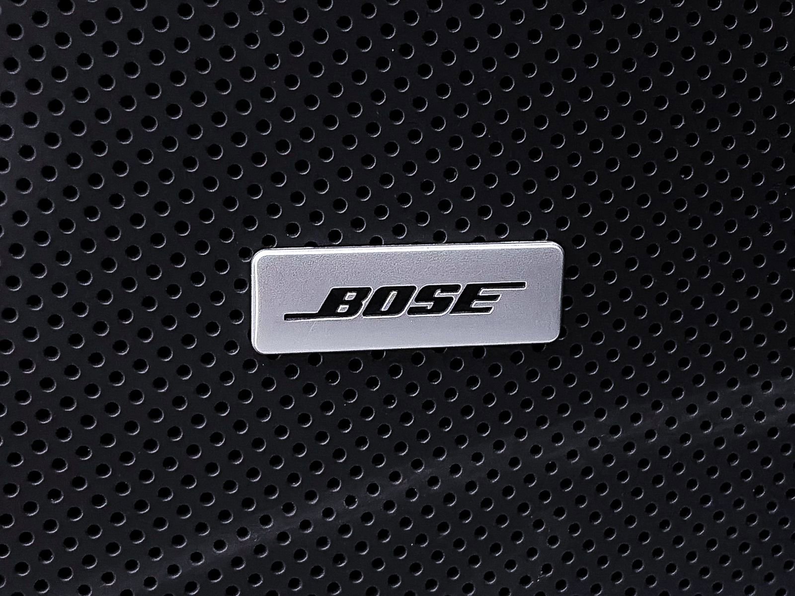 Used 2020 Chevrolet Camaro LT w/ RS Package image 3