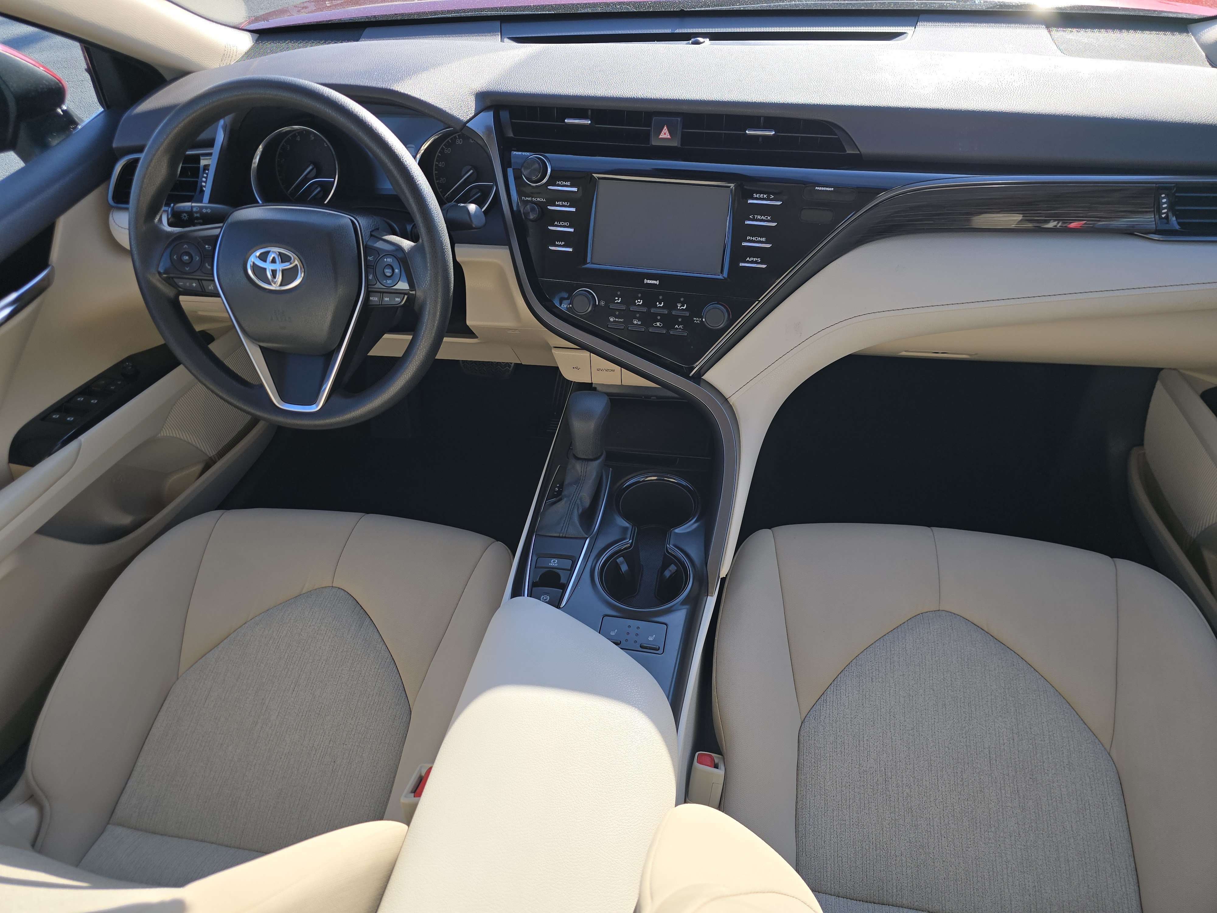 Used 2020 Toyota Camry LE w/ Cold Weather Package AWD/4WD image 18