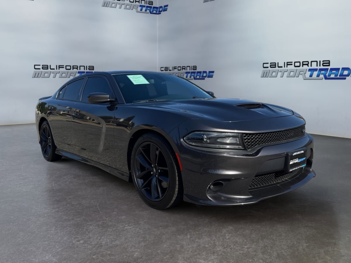 Used 2019 Dodge Charger GT w/ Performance Handling Group RWD image 3