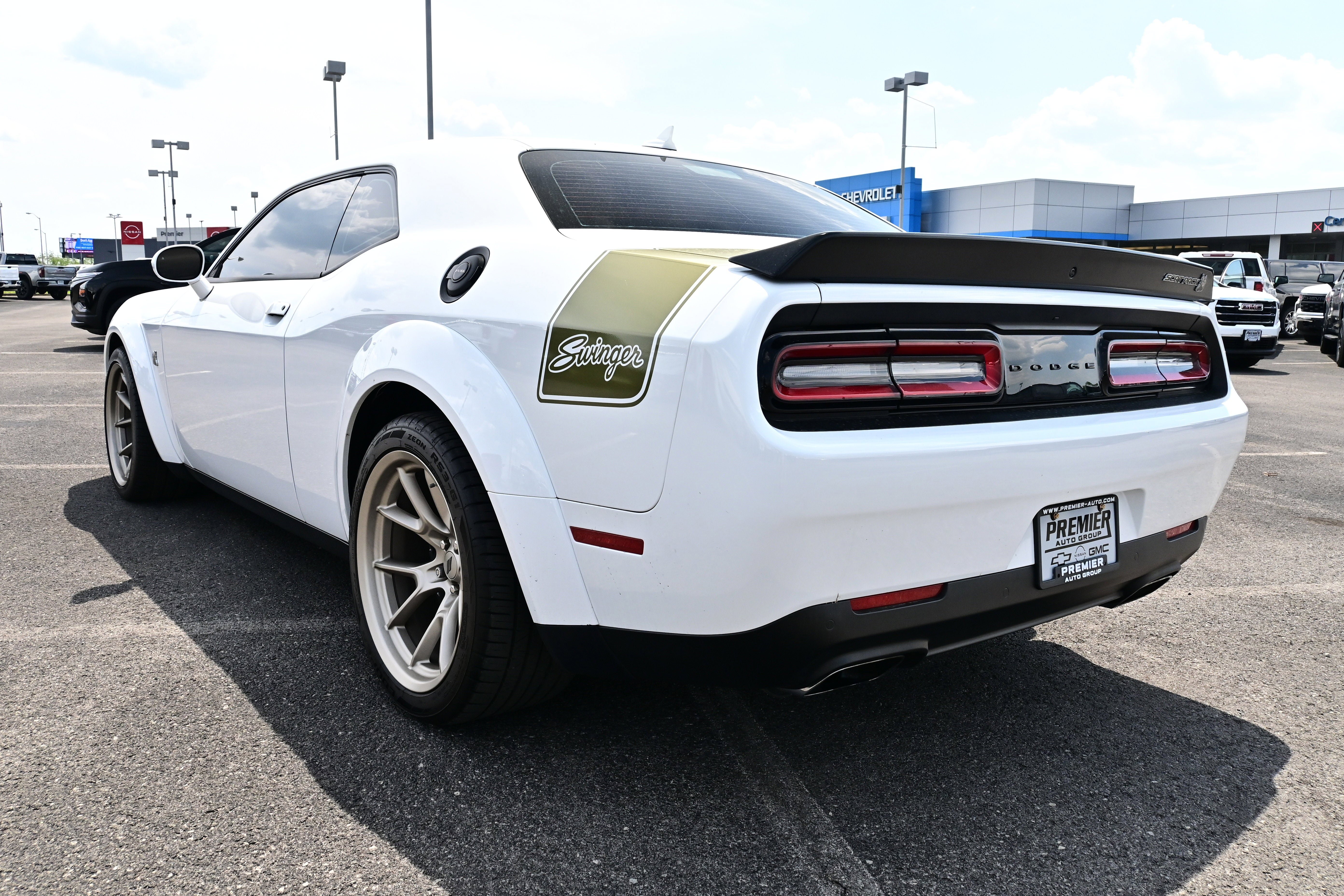 Used 2023 Dodge Challenger R/T Scat Pack RWD image 8